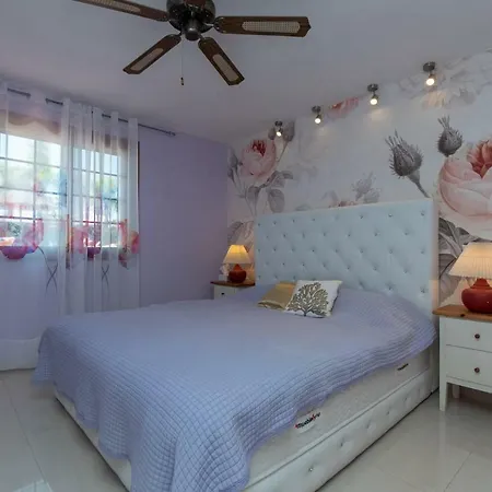 San Andres 24 - Three Bed *
